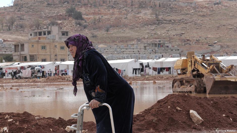 Syrerin Samar muss alleine ihre Familie versorgen; Foto: Juliane Metzker