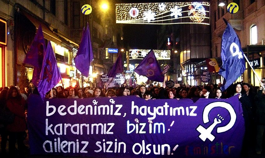 Proteste in Istanbul gegen Männergewalt; Foto: Ceyda Nurtsch