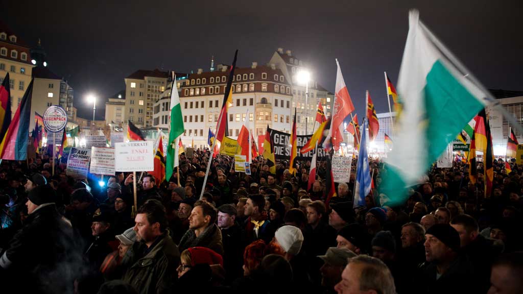 Pegida-Demo in Dresden; Foto: picture-alliance/dpa