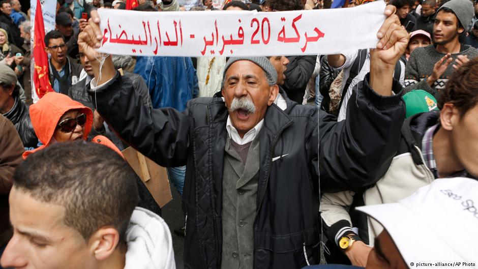 مئات الناشطين يحيون ذكرى حركة 20 فبراير في المغرب