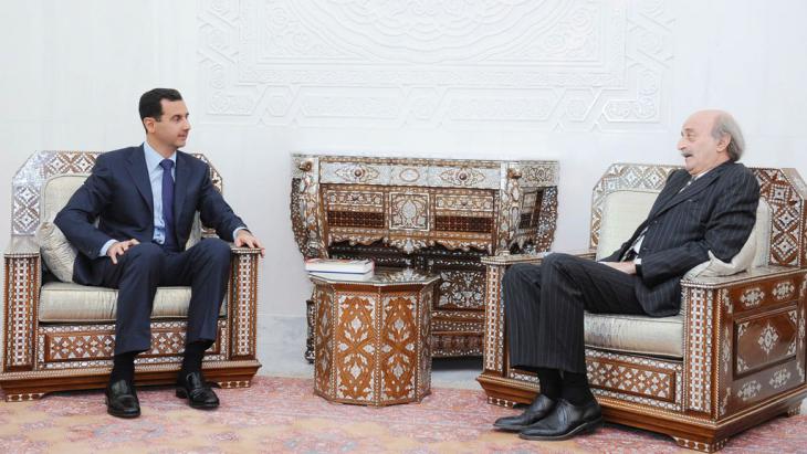 Walid Jumblatt (right) and Bashar al-Assad in Damascus (photo: dpa/picture-alliance)
