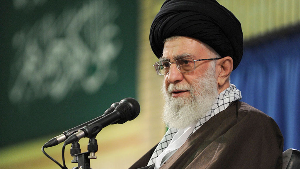 Ayatollah Ali Khamenei; Foto: picture-alliance/AP Photo/Office