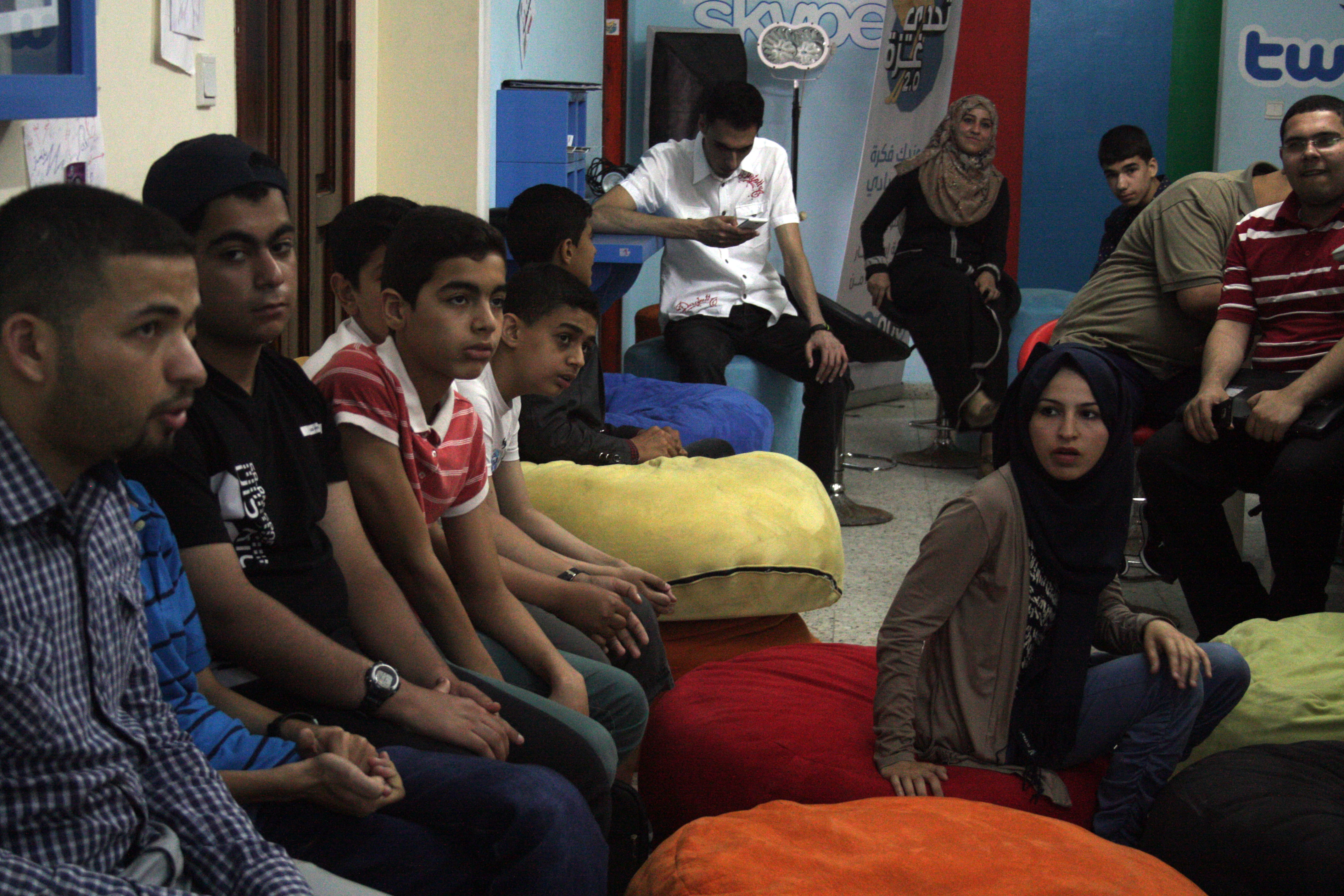 Zuhörer während einer Veranstaltung von "Gaza Sky Geeks" in Gaza-Stadt; Foto: Ylenia Gostoli