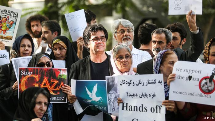Jafar Panahi unter Demonstranten. Foto: ISNA