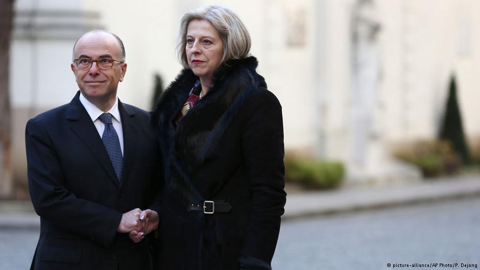Bernard Cazeneuve und Theresa May. Foto: picture-alliance/ AP photo/ P. Dejong