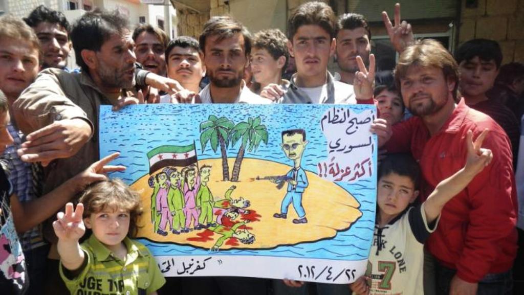 Friedliche Demonstration gegen das Assad-Regime in Kafranbel; Foto: Reuters