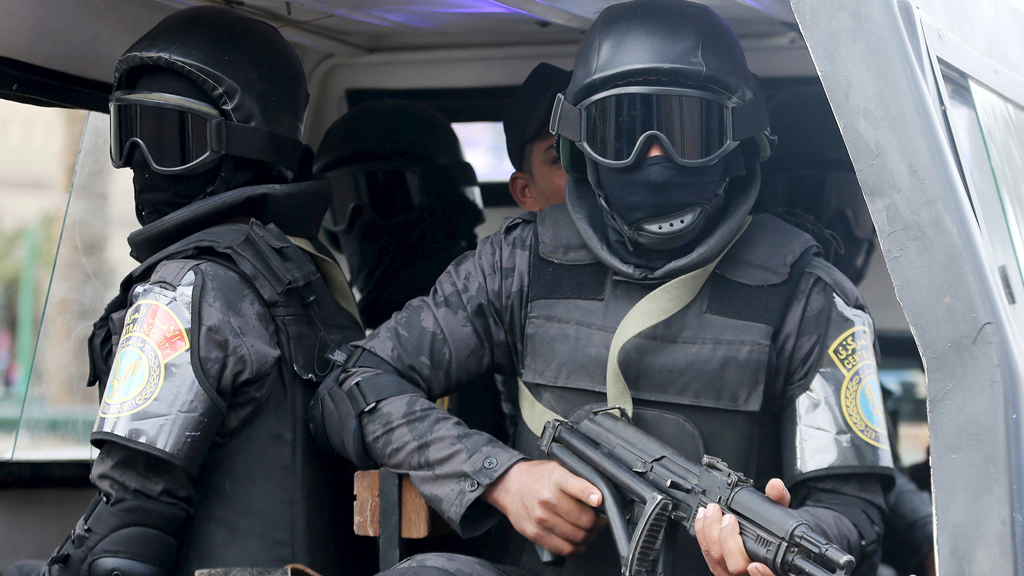 Ägyptische Sicherheitskräfte in Kairo; Foto: Reuters/M. Abd El Ghany