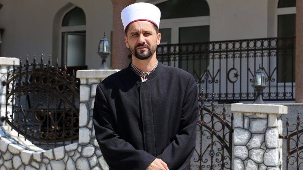 Damir Peštalić, Imam der Islamischen Gemeinde Srebrenica, Bosnien-Herzegowina; Foto: DW/M. Sekulic