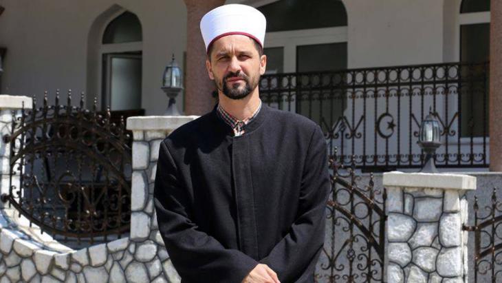 Damir Pestalic, imam of the Islamic community in Srebrenica, Bosnia Herzegovina (photo: DW/M. Sekulic)