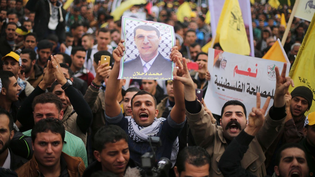 Pro Mohammed Dahlan-Demo in Gaza-Stadt am 18.12.2014; Foto: Reuters/Mohammed Salem
