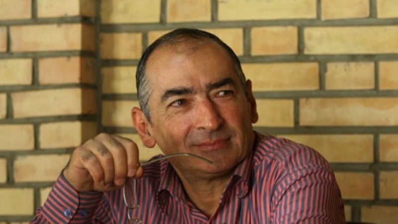 Der  iranische Politikwissenschaftler Sadegh Zibakalam; Foto: AP