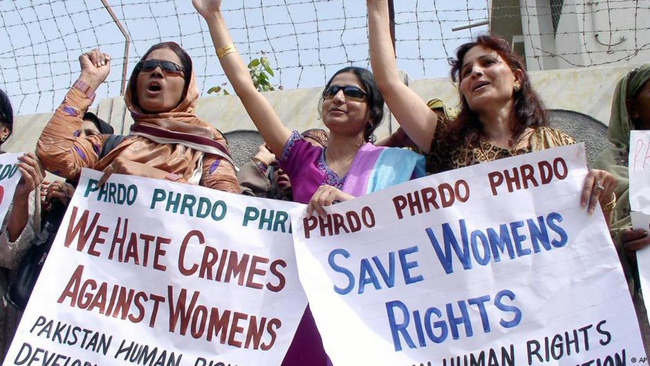 Pakistani women protesting women's rights on International Women's Day 2007