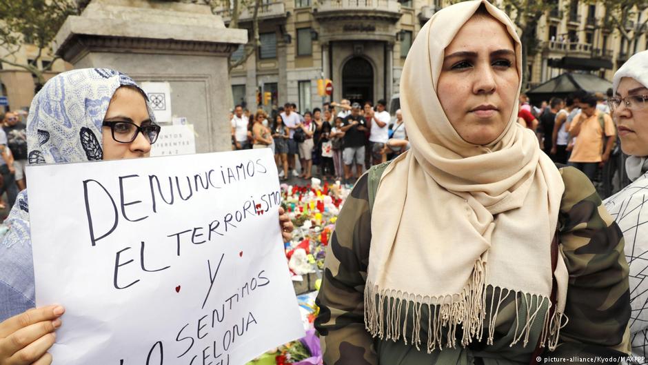Muslimische Frauen verurteilen in Barcelona die Gewalt.