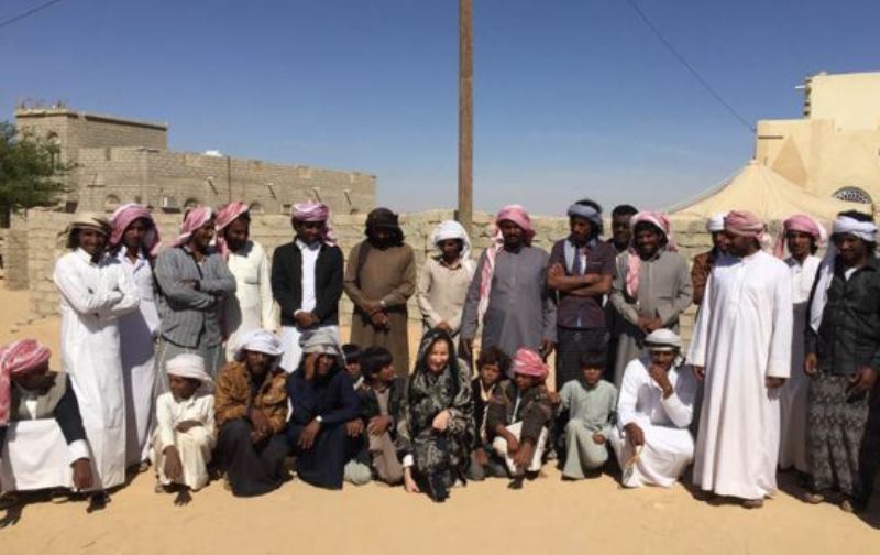 Elizabeth Kendall with tribesmen in Yemen (photo: private)