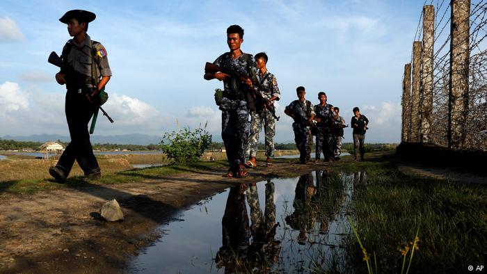 Myanmars Armee an der Grenze zu Bangladesch; Foto: AP
