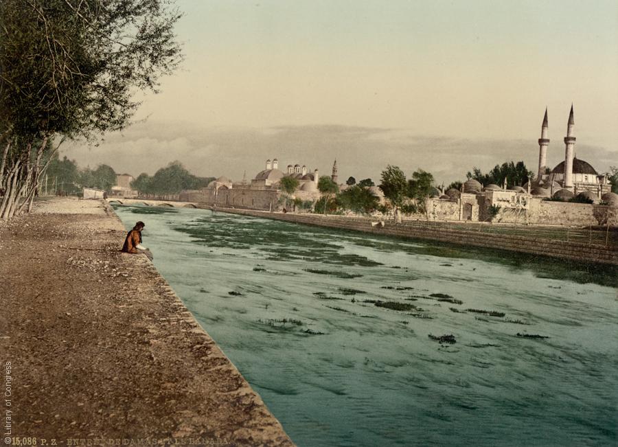 Der Barada-Fluss, Damaskus, Syrien, 1890-1900; Foto: Raseef22