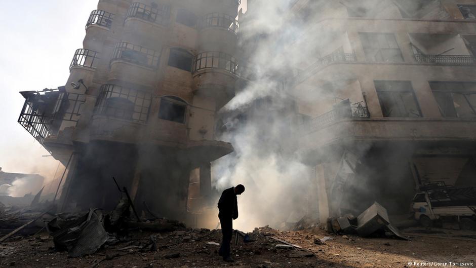 Syrian air force strike in Ain Tarma, Damascus, 2013 (photo: Reuters/Goran Tomasevic)
