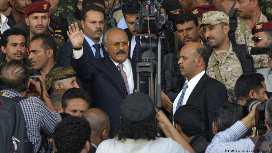  الرئيس اليمني السابق علي عبد الله صالح بين مناصريه