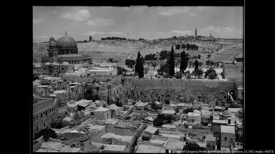 Schatten über der heiligen Stadt: Exponat der Ausstellung Welcome to Jerusalem