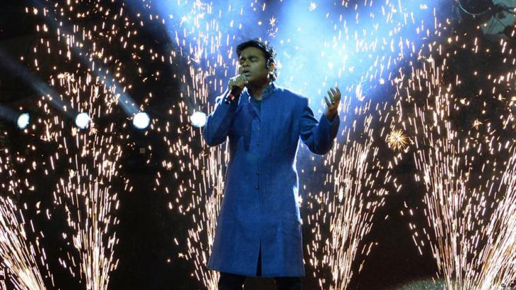 A.R. Rahman during a concert in the Indian city of Bhopal in 2012 (photo: Rajeev Gupta/AP)