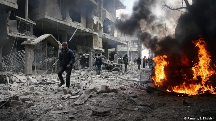 بانتظار الموت في جحيم قصف النظام السوري على الغوطة الشرقية - ريف دمشق - سوريا 