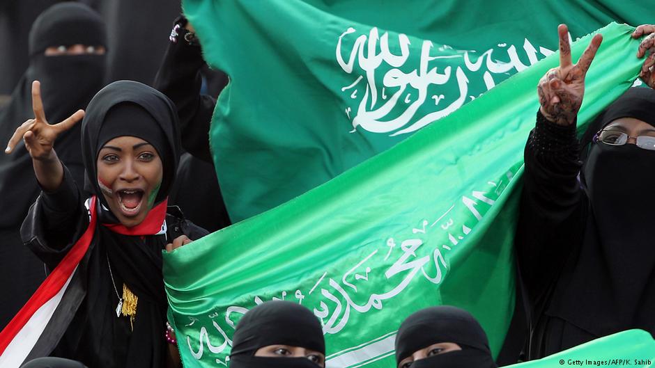 Saudische Frauen besuchen Fußballspiel in Dschidda; Foto: AFP/Getty Images