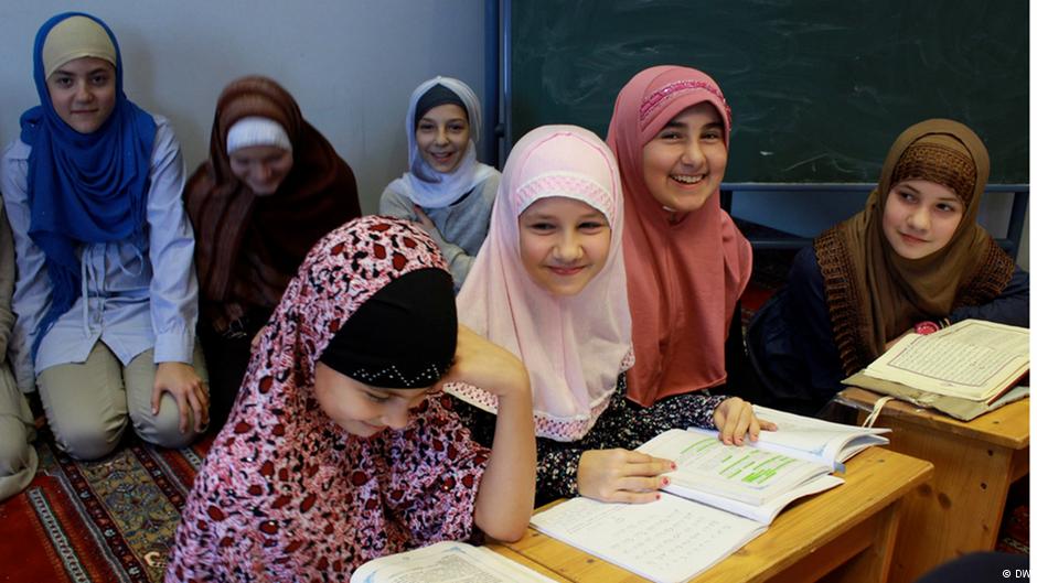 Muslimische Mädchen in Österreich; Foto: DW