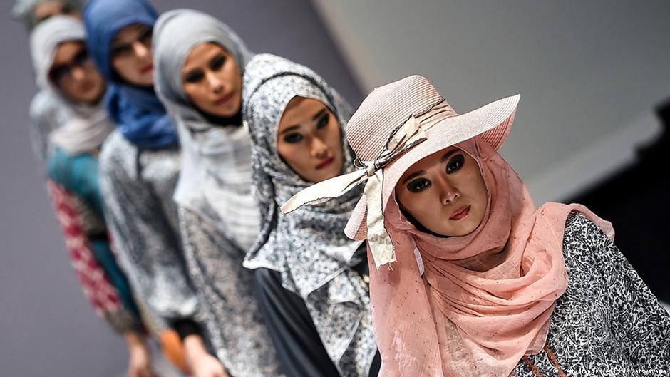 موضة إسلامية وأزياء إسلامية إندونيسيا