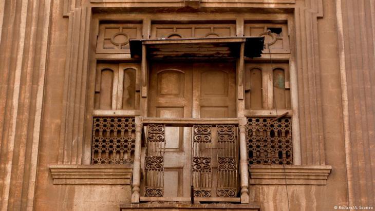 From Raj to architectural riches – crumbling colonial splendour in Karachi (photo: Reuters)