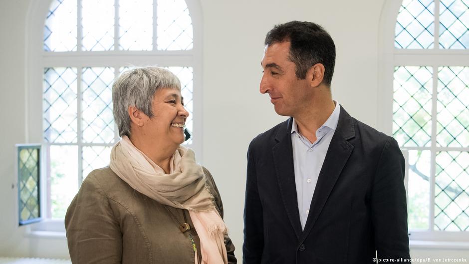 Grünen-Politiker Cem Özdemir und Seyran Ateş; Foto: picture-alliance/dpa