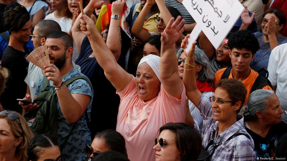 Demo für Gleichstellung im Erbschaftsrecht in Tunis, Foto: Reuters/Z. Souissi