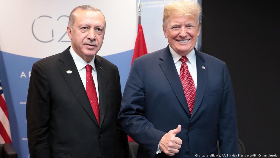 الرئيس الأمريكي ترامب والرئيس التركي إردوغان.