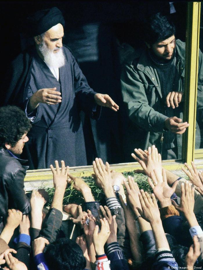 Ayatollah Khomeini nach seiner Ankunft am 2. Februar 1979 in Teheran; Foto: Getty Images 
