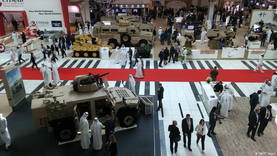 لقطة من معرض أبو ظبي الدولي للأسلحة 2019: معرض آيدكس الدفاعي.