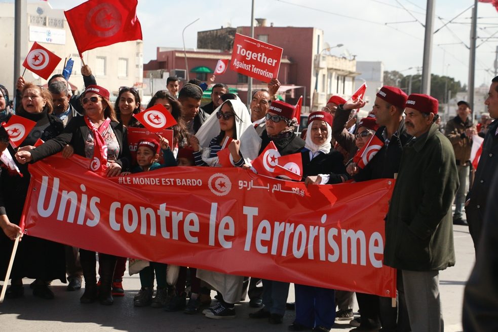 احتجاج نساء ضد الإرهاب بعد الهجمات على متحف باردو الوطني في العاصمة التونسية تونس في 18 مارس / آذار 2015. Foto: © Aya Chebbi