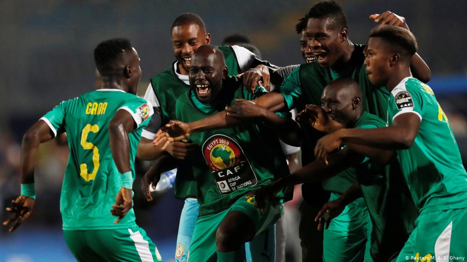 Senegalese national players celebrate at the 2019 Africa Cup of Nations (photo: Reuters/M.A. El Ghany)