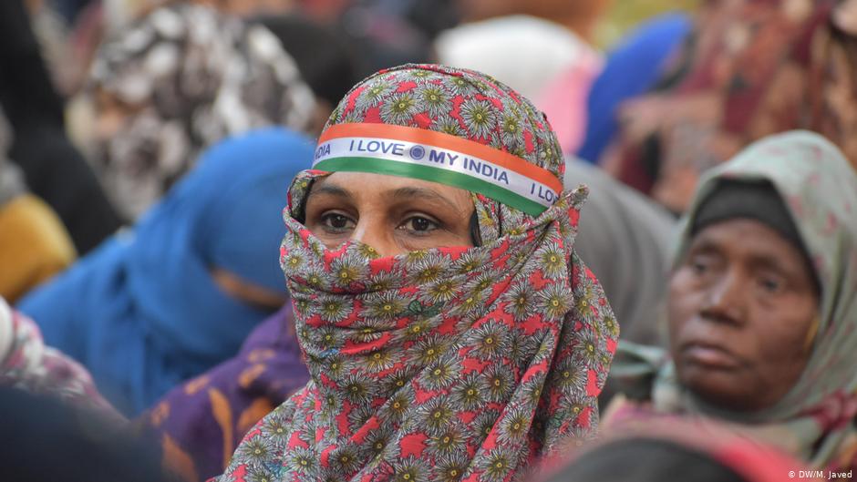 Muslimische Frauen protestieren am 12. Januar 2020 in Neu Delhi gegen Modis Staatsbürgerschaftsgesetz; Foto: DW/M. Javed