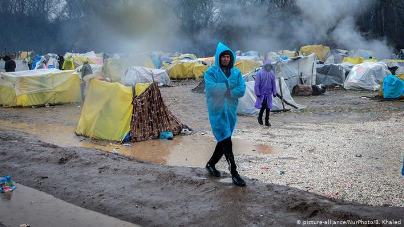 A refugee in the Parzakule camp on the Greek-Turkish border (photo: picture-alliance/NurPhoto/B. Khaled)