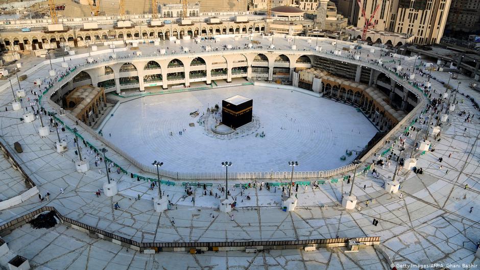 Mecca's Grand Mosque with the Kaaba has been deserted since the beginning of the corona pandemic (photo: Getty Images/AFP)