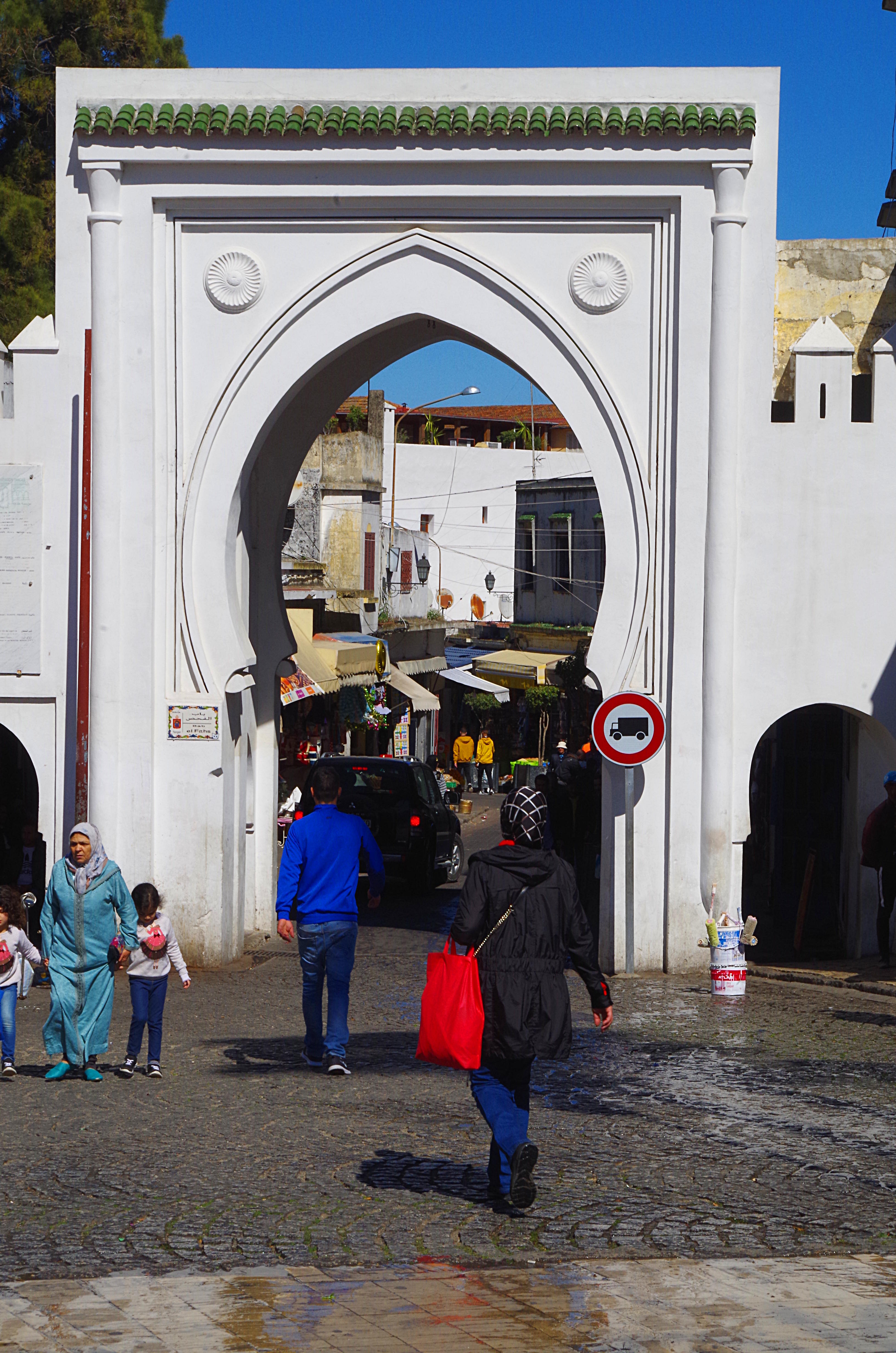 باب - مدخل إلى مدينة طنجة القديمة - المغرب. Foto: Claudia Mende