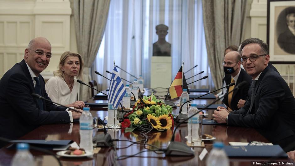 Vergangene Woche tauschten sich der griechische Außenminister Dendias (l.) und sein deutscher Amtskolege Heiko Maas in Athen über den Streit um Gasvorkommen im Mittelmeer aus; Foto: Imago Images