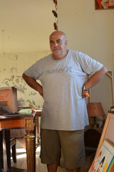 Mounir al-Khodr in his damaged flat in Beirut (photo: Julia Neumann)