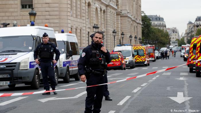 هجمات دموية ضربت فرنسا باسم الإسلام