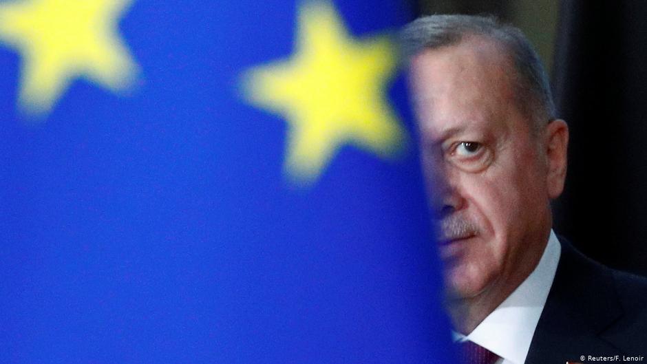 At today's EU summit, the heads of state and government must decide on further dealings with the Turkish government. Some experts, however, doubt the usefulness of possible EU sanctions against the NATO member. In the end, the EU is likely to opt for rather mild sanctions