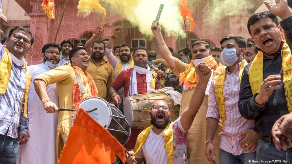 Begeisterte Mitglieder von Modis hindu-nationalistischer Partei BJP in Ayodhya (Foto: Getty Images/AFP/N. Nanu)