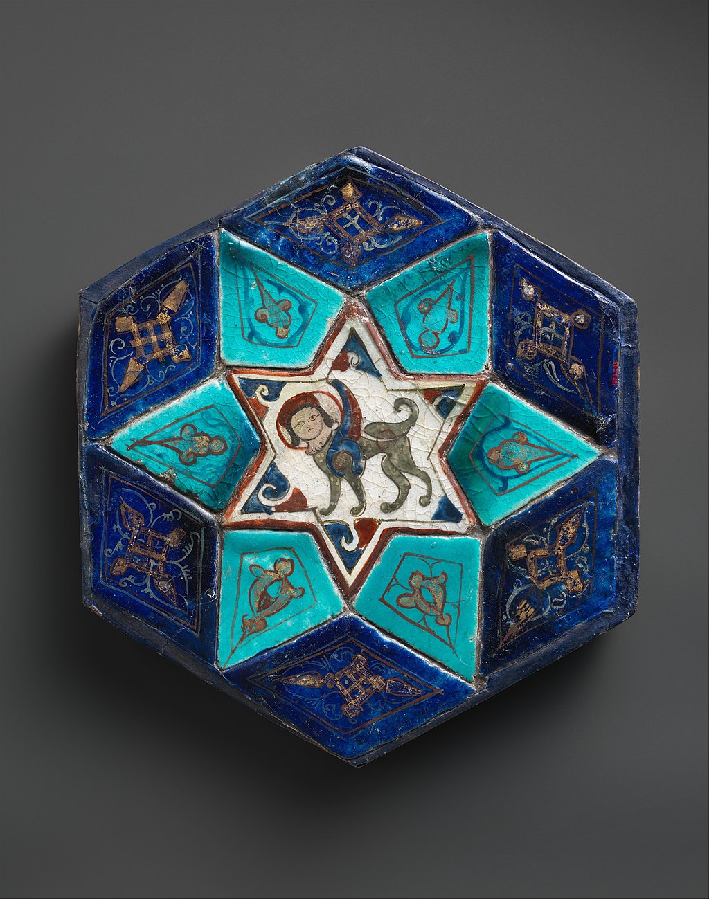 Seljuk of Rum period (1081-1307): 12th century hexagonal tile from Konya, Turkey (source: Wikimedia Commons; Metropolitan Museum of Art)