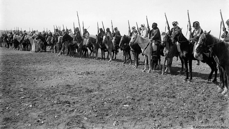 Troops of the newly founded Jordan in 1921 (photo: picture-alliance/CPA Media)