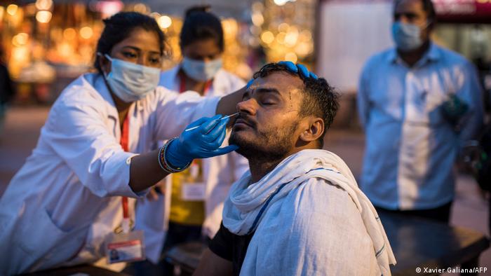 Indien Bildergalerie Coronavirus | Haridwar, Kumbh Mela Pilgerfest, Schnelltest