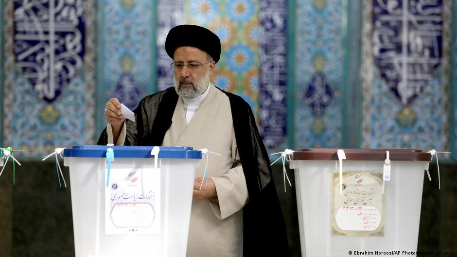 رئيس إيران المتخَب الجديد إبراهيم رئيسي 2021