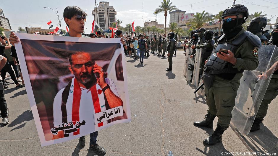 تظاهرة في بغداد بعد اغتيال الناشط إيهاب الوزني - العراق.  Photo Getty Images 